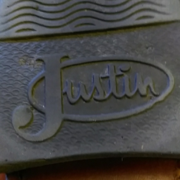 Red Justin Boots size 5 and 1/2 - Picture 7 of 7